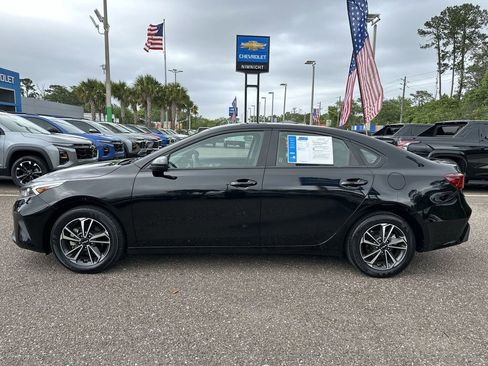 Used 2024 Kia Forte LXS FWD image 13