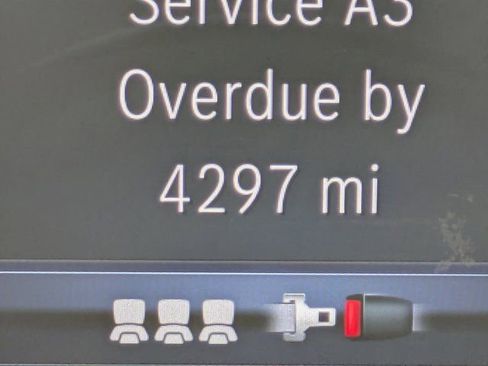 Used 2024 Mercedes-Benz GLE 450e 4MATIC image 25