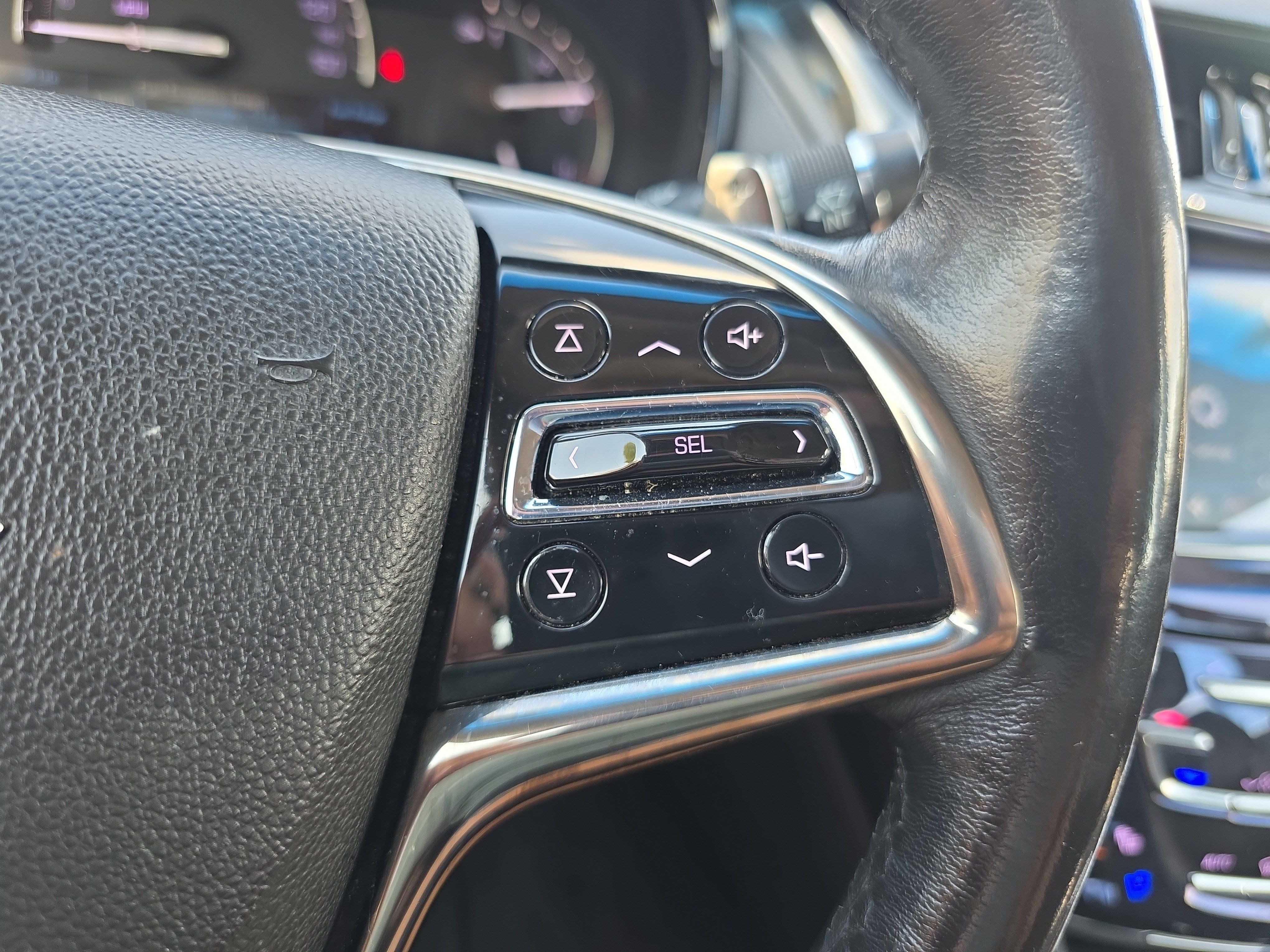 Used 2019 Cadillac CTS AWD Sedan w/ Seating Package image 20