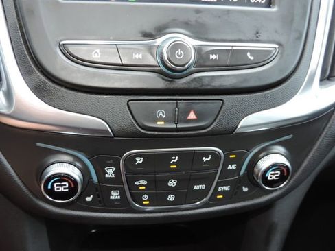 Used 2024 Chevrolet Equinox LT image 24