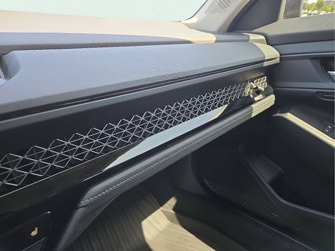 Used 2023 Honda Accord EX-L image 21