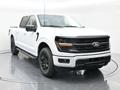 New 2026 Ford F150 XLT w/ Equipment Group 302A MID AWD/4WD image 3