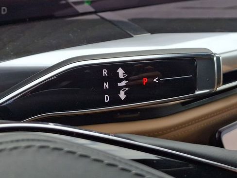 Certified 2025 Cadillac Escalade IQ Luxury 2 image 15