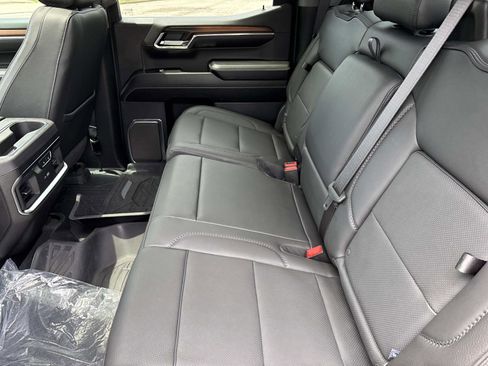Certified 2024 GMC Sierra 1500 Denali AWD/4WD image 32