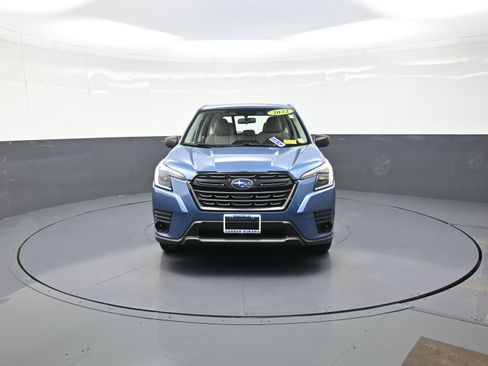 Used 2022 Subaru Forester Base image 8