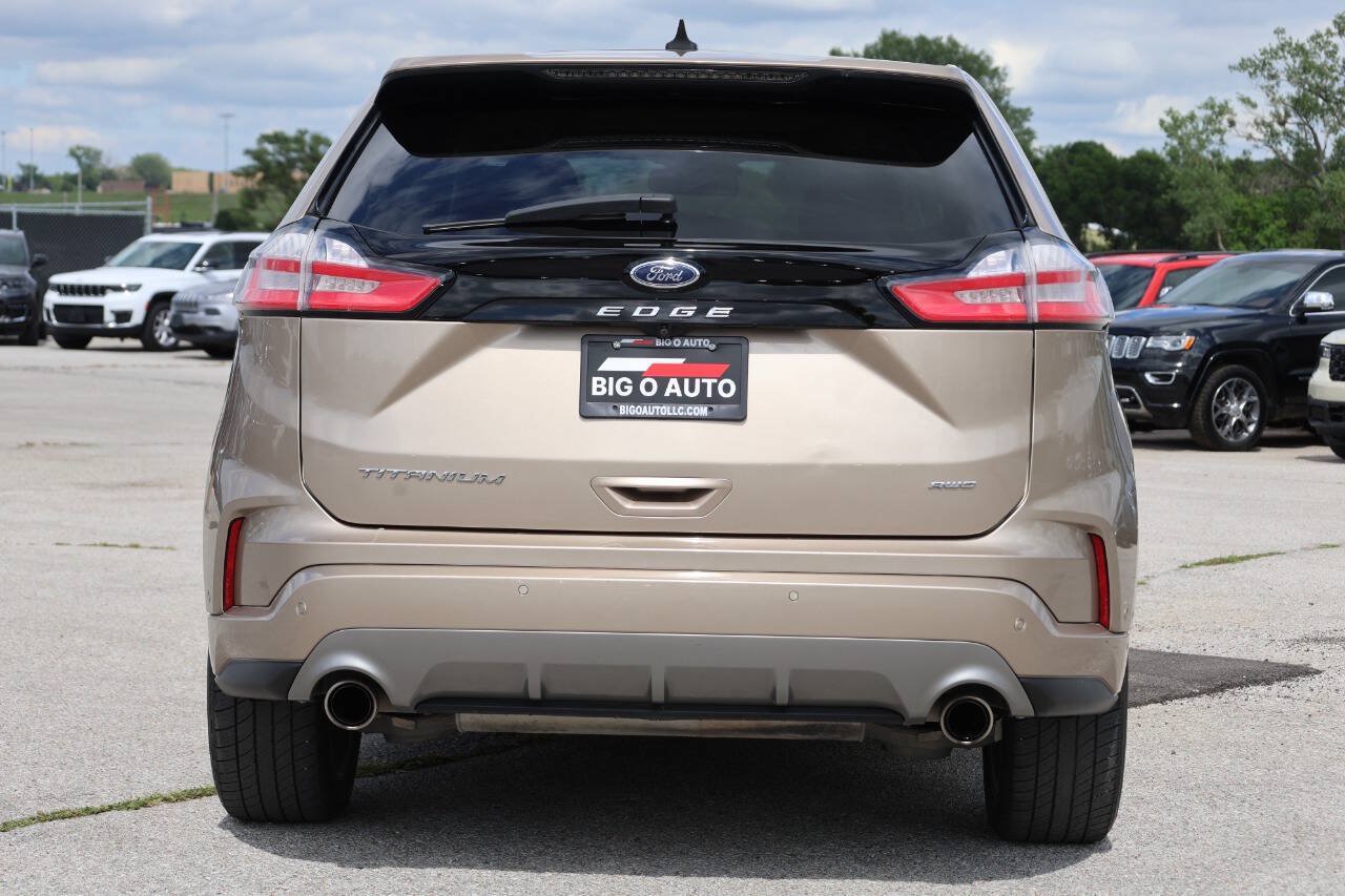 Used 2021 Ford Edge Titanium w/ Equipment Group 301A AWD/4WD image 10