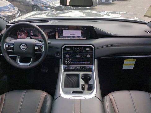 New 2026 Nissan Armada SL w/ Captain's Chari Seat Package AWD/4WD image 13