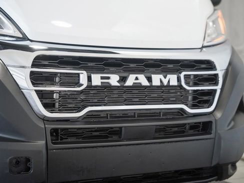 Used 2025 RAM ProMaster 2500 w/ U-Haul Equipment Group FWD image 11