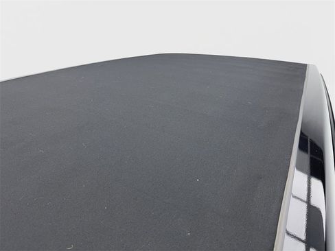 Used 2023 Jeep Wrangler Unlimited Sahara w/ Cold Weather Group image 13