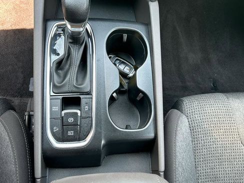 Used 2020 Hyundai Santa Fe SEL image 17