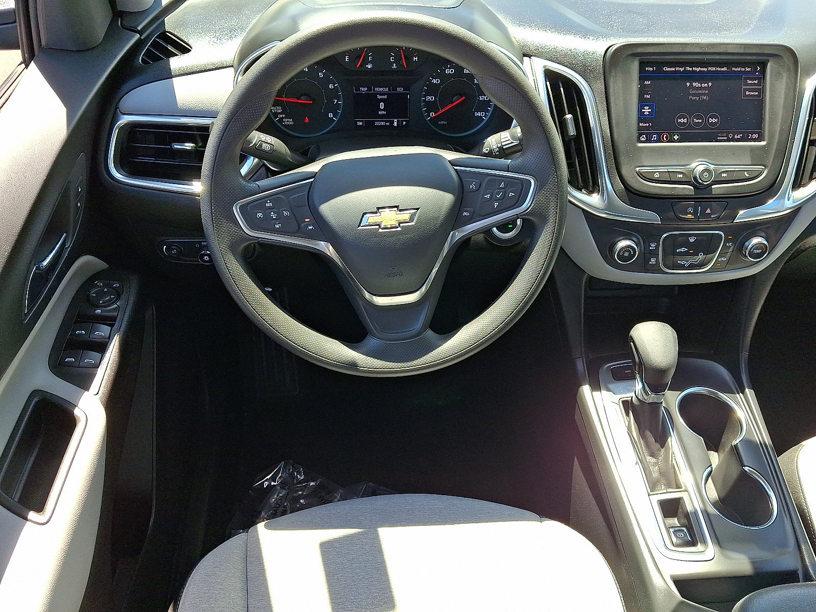 Used 2024 Chevrolet Equinox LS AWD/4WD image 13