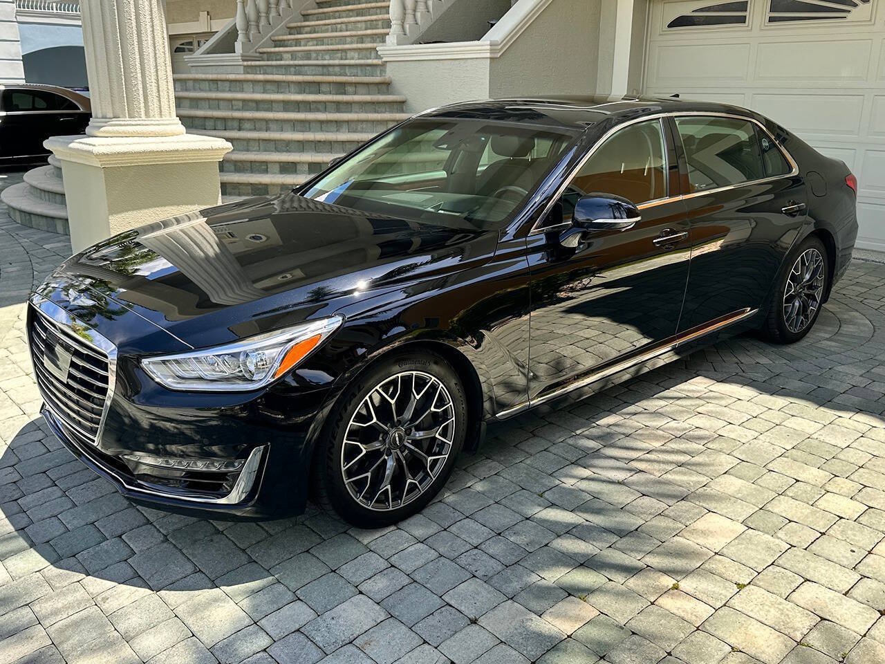 Used 2017 Genesis G90 5.0 Ultimate AWD/4WD image 28