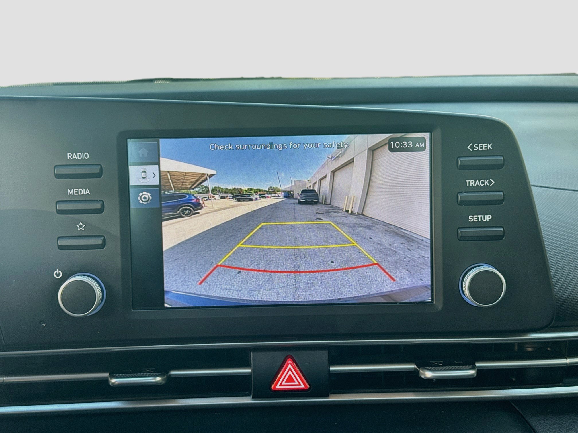 Used 2025 Hyundai Elantra SE FWD image 11