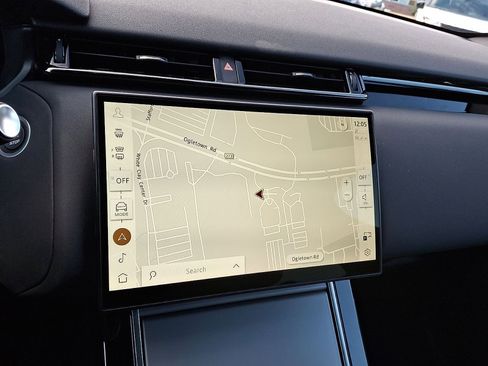 Certified 2025 Land Rover Range Rover Velar S image 22