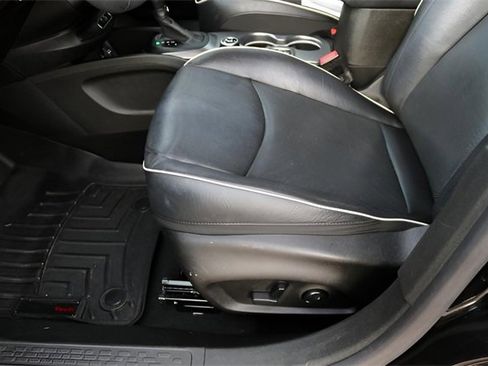 Used 2017 FIAT 500X Trekking image 13