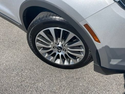 Used 2018 Lincoln MKC Reserve w/ Lincoln MKC Climate Package FWD image 16