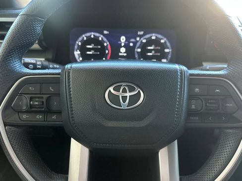 Used 2024 Toyota Tacoma TRD Off-Road AWD/4WD image 23