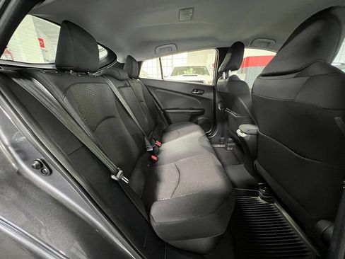 Certified 2022 Toyota Prius LE FWD image 17
