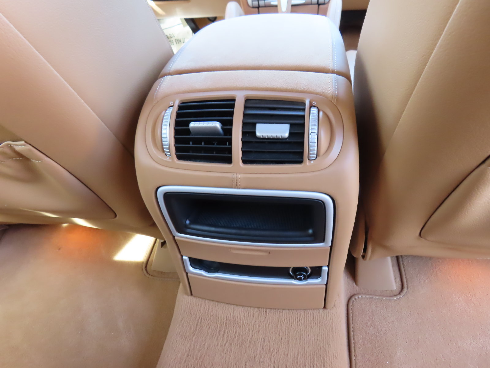 Used 2009 Porsche Cayenne GTS AWD/4WD image 43