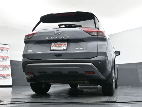 Used 2023 Nissan Rogue SL w/ SL Premium Package image 40