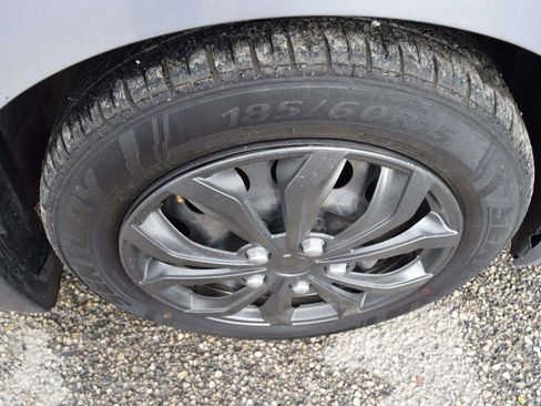 Used 2019 Honda Fit LX image 24