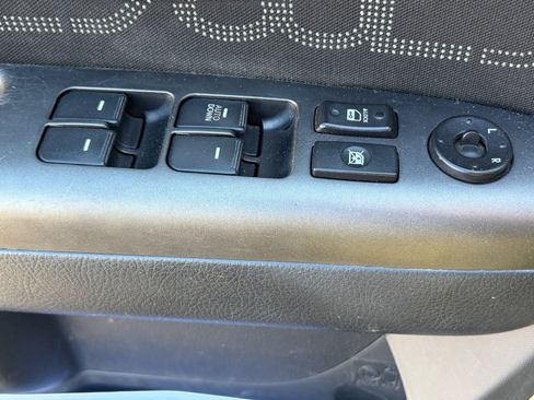 Used 2012 Kia Soul + image 8