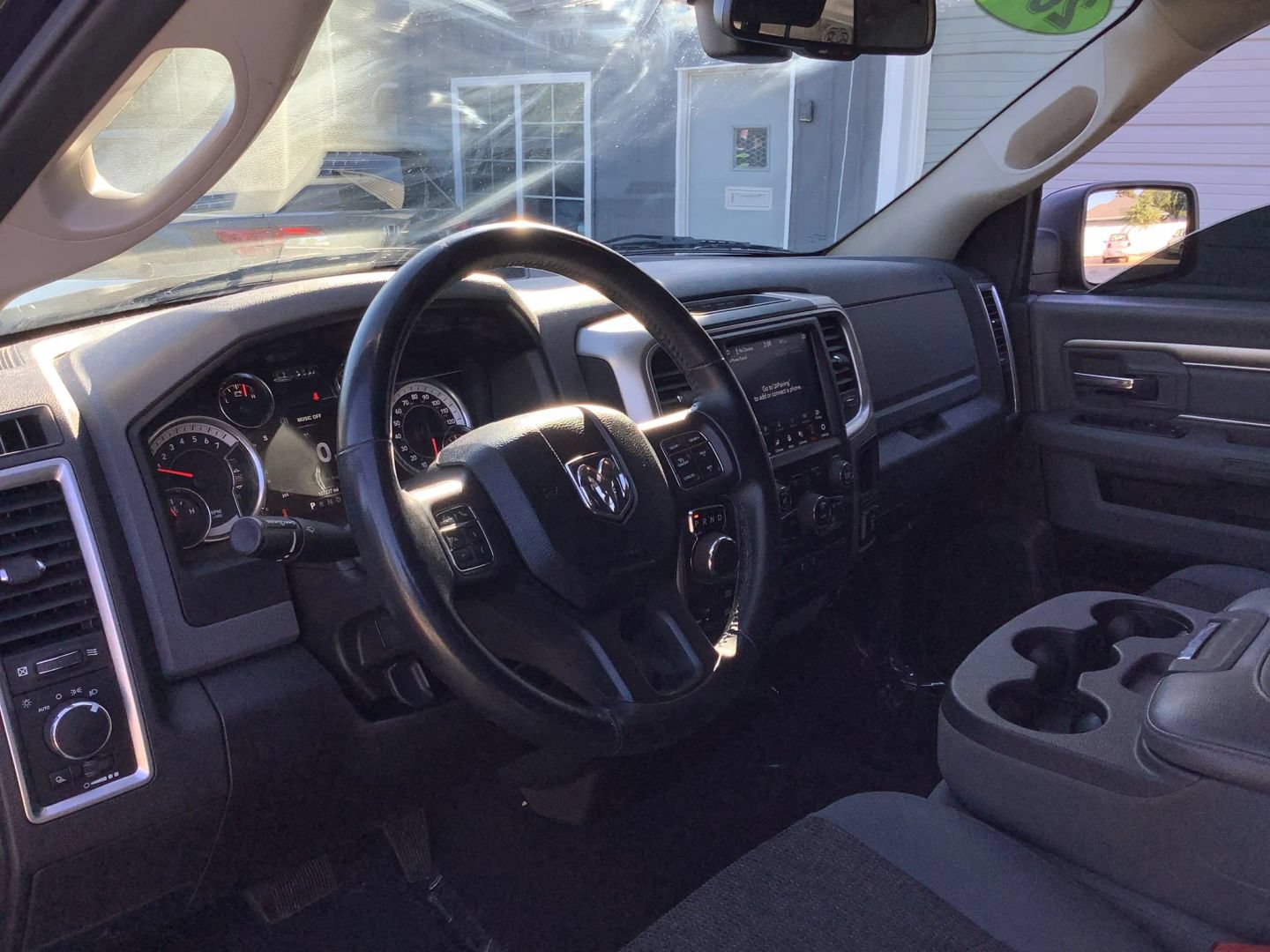 Used 2019 RAM 1500 Classic SLT w/ Luxury Group AWD/4WD image 23