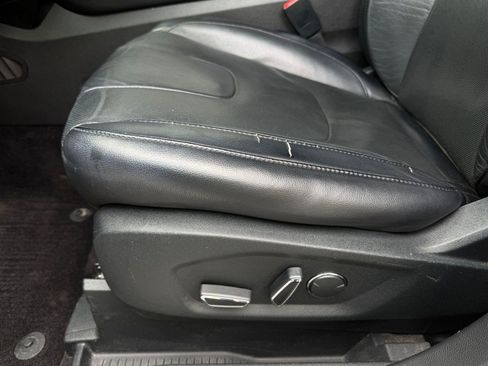 Used 2017 Ford Edge Titanium w/ Equipment Group 301A AWD/4WD image 13