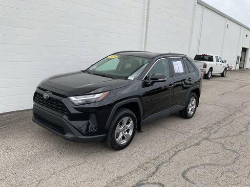 Used 2025 Toyota RAV4 XLE w/ Convenience Package image 31