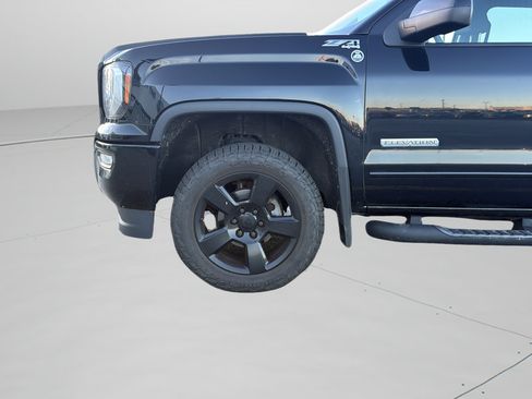 Used 2017 GMC Sierra 1500 SLE w/ Elevation Edition AWD/4WD image 15