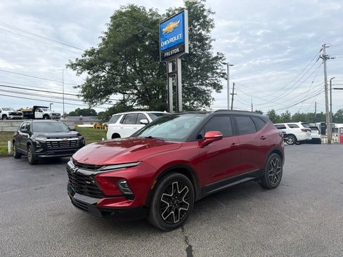 Used 2024 Chevrolet Blazer RS w/ Enhanced Convenience Package AWD/4WD image 7