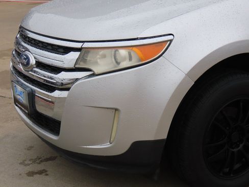 Used 2011 Ford Edge SEL w/ 201A Rapid Spec Order Code image 3
