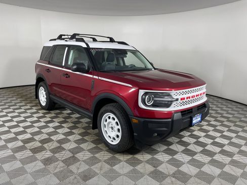 New 2025 Ford Bronco Sport Heritage w/ Convenience Package image 7