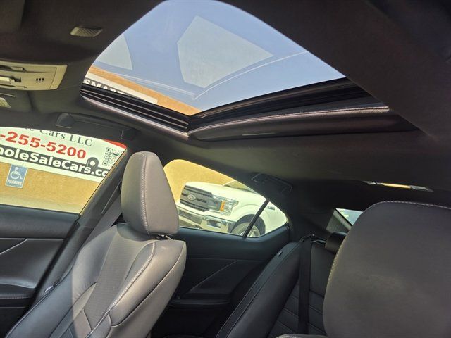 Used 2021 Lexus IS 350 F Sport w/ Dynamic Handling Package RWD image 9