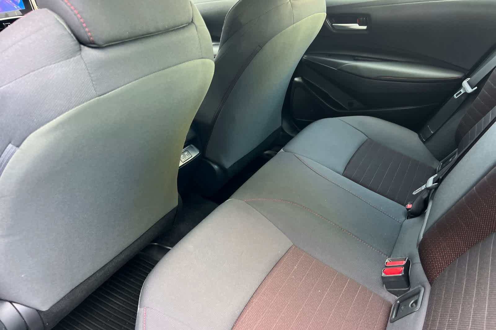 Certified 2024 Toyota Corolla SE FWD image 4
