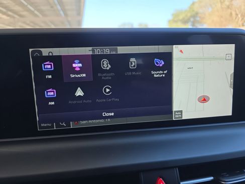 Certified 2025 Kia Seltos EX w/ EX Sunroof Package image 13