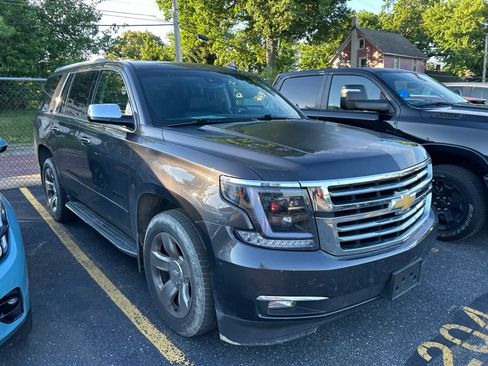 Used 2016 Chevrolet Tahoe LTZ AWD/4WD image 6