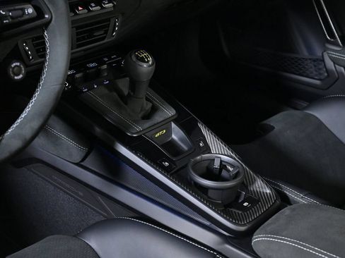 Used 2026 Porsche 911 GT3 RWD image 16