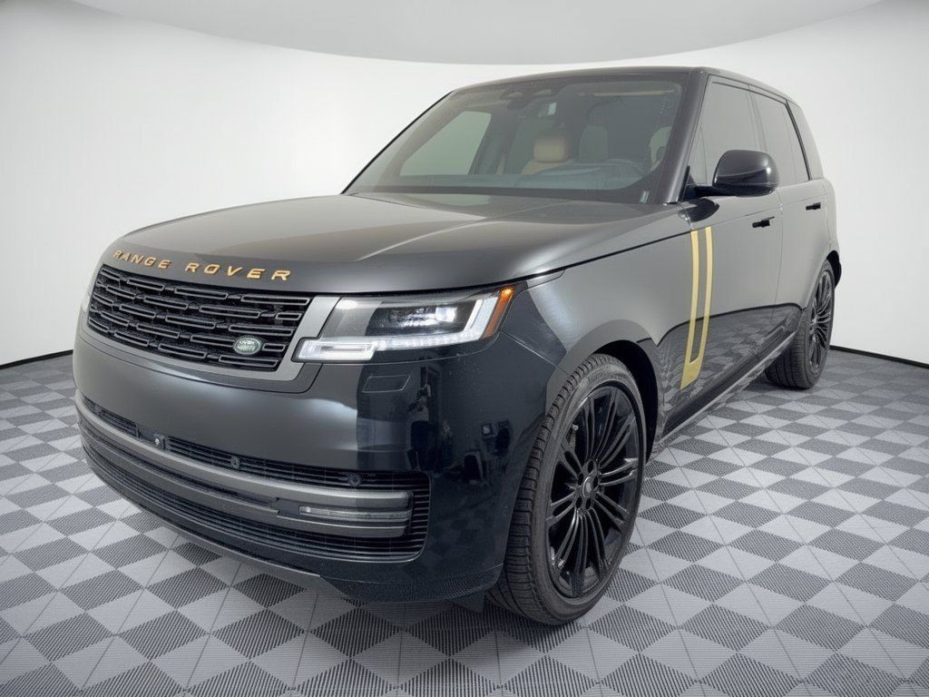 Used 2024 Land Rover Range Rover SE AWD/4WD image 1