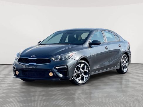Used 2019 Kia Forte LXS image 1
