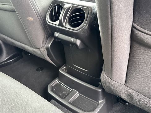Certified 2023 Jeep Wrangler Unlimited w/ 8.4" Radio Group AWD/4WD image 20