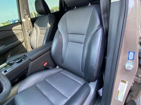 Used 2024 Nissan Rogue SV w/ SV Premium Package AWD/4WD image 10