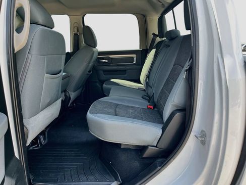 Used 2019 RAM 1500 Big Horn AWD/4WD image 22