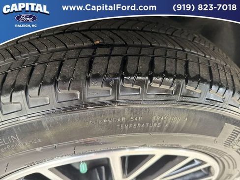 Certified 2025 Ford Escape SE w/ PHEV Premium Package image 14