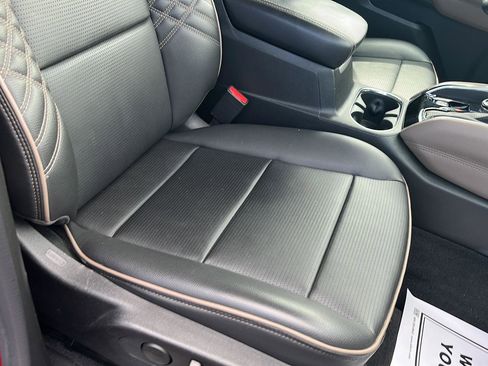 Used 2023 GMC Canyon Denali AWD/4WD image 33