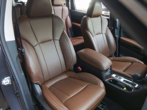 Used 2023 Subaru Ascent Touring image 37