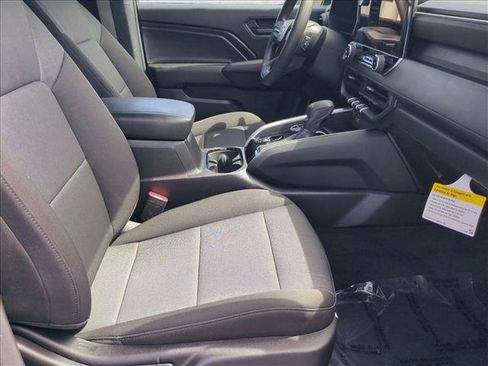 Certified 2023 Chevrolet Colorado Trail Boss AWD/4WD image 21