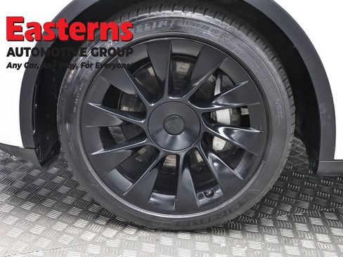 Used 2021 Tesla Model Y Long Range AWD/4WD image 26