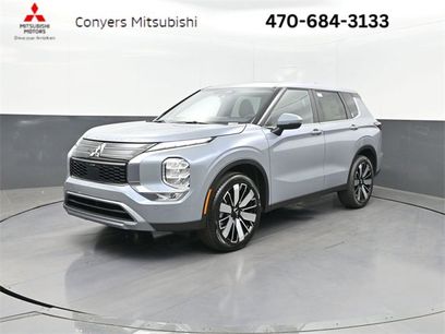New 2025 Mitsubishi Outlander SE