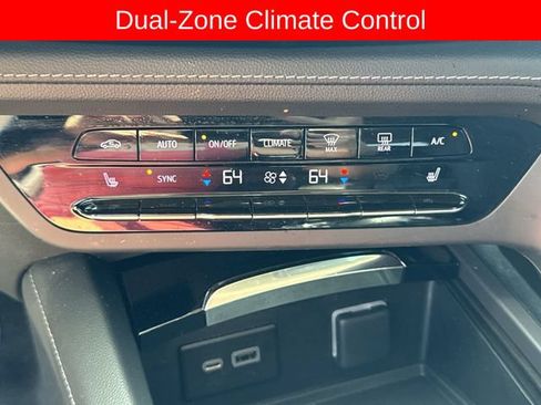 Used 2023 Buick Envision Preferred FWD image 17